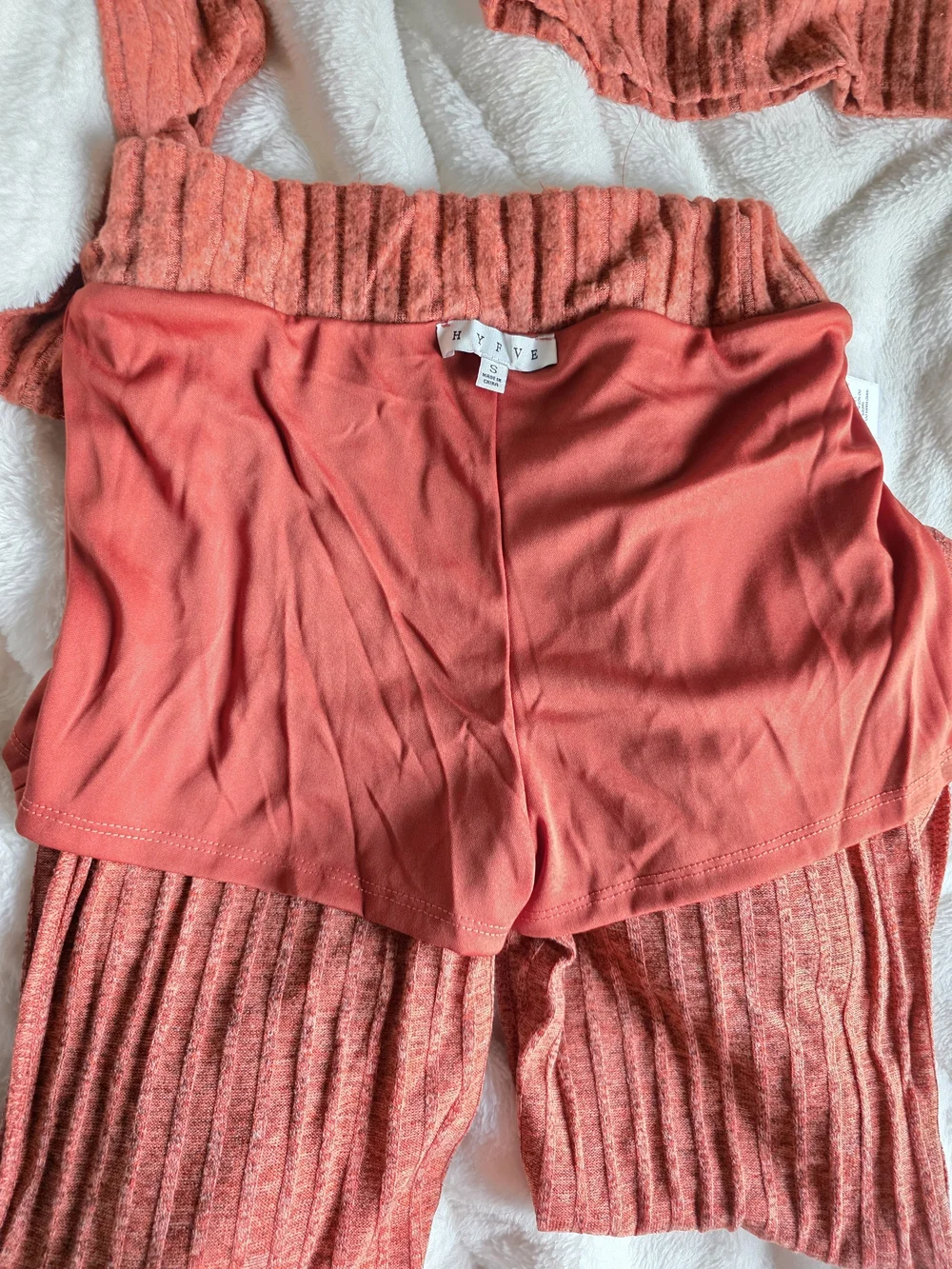 New Ribbed Off-Shoulder Knit Two-Piece Set - Rust Color - Picture 3 of 7